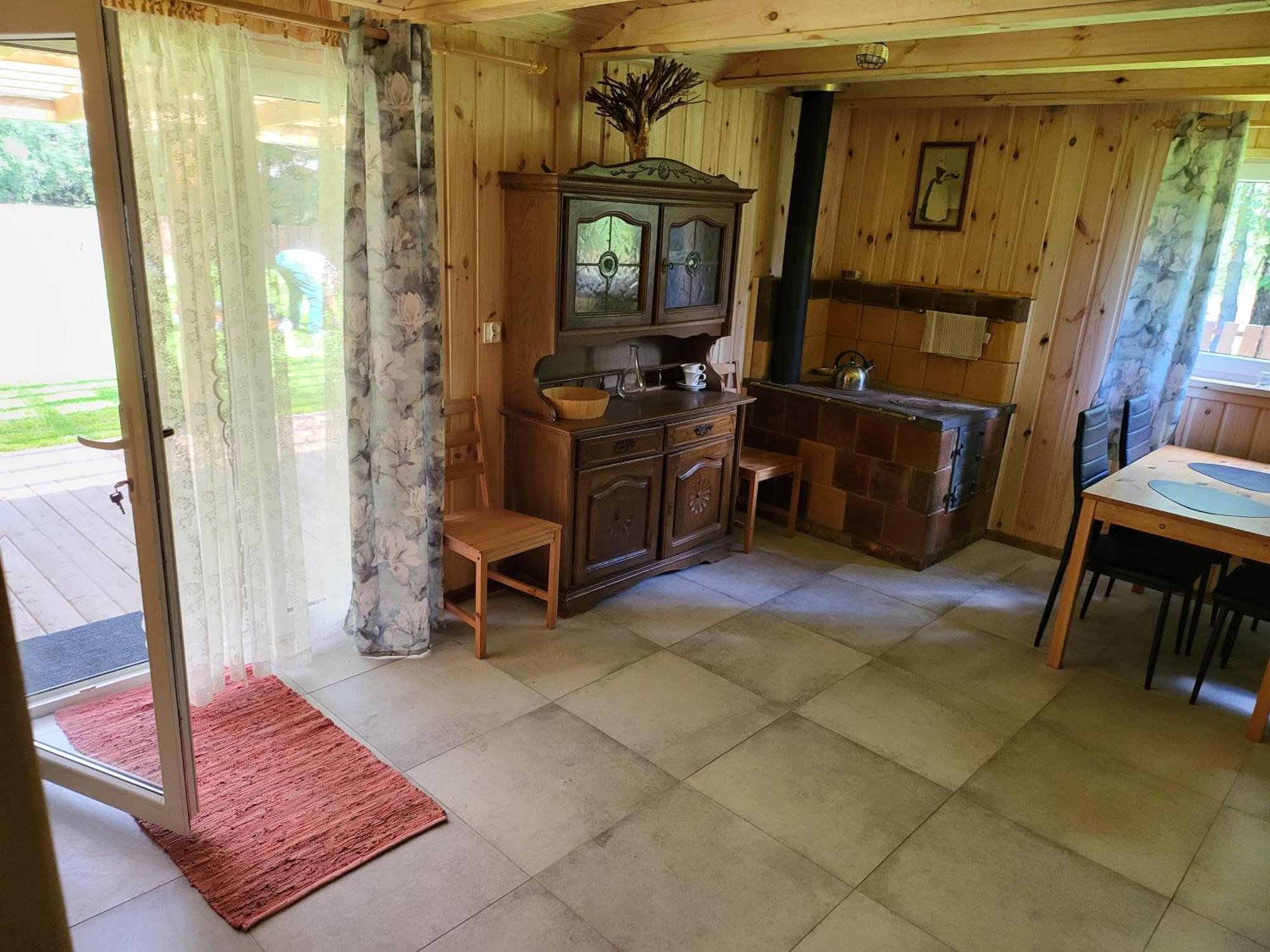 Domek letniskowy Borowe Chatki Nad Lubiszewem