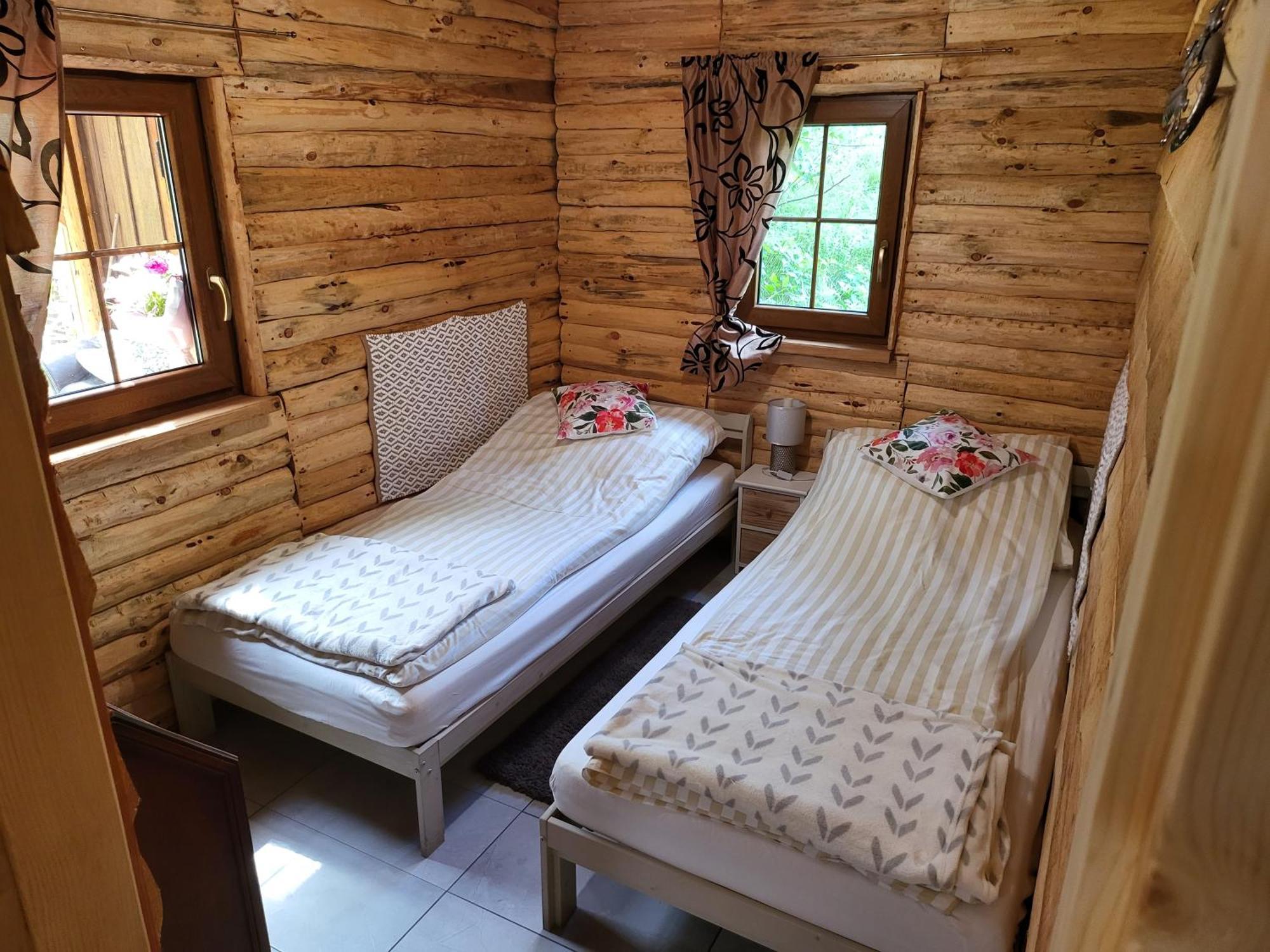 Borowe Chatki Nad Lubiszewem Domek letniskowy